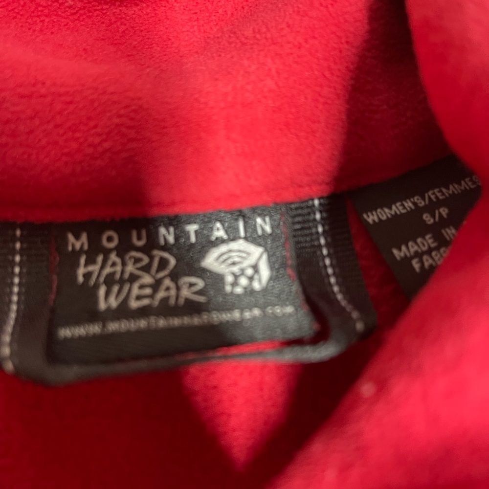 Mountain Hard Wear red fleece pullover, size small - Picture 5 of 12